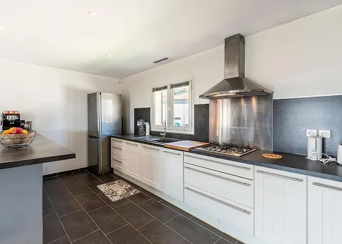 别墅 Piscine 6 Personnes-3 Chambres-climatisee *